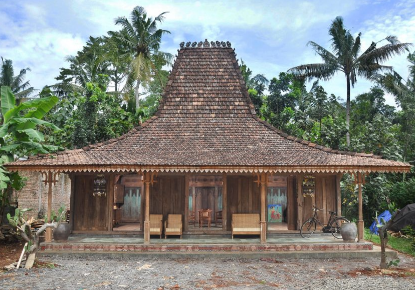 Rumah Adat Joglo Jompongan